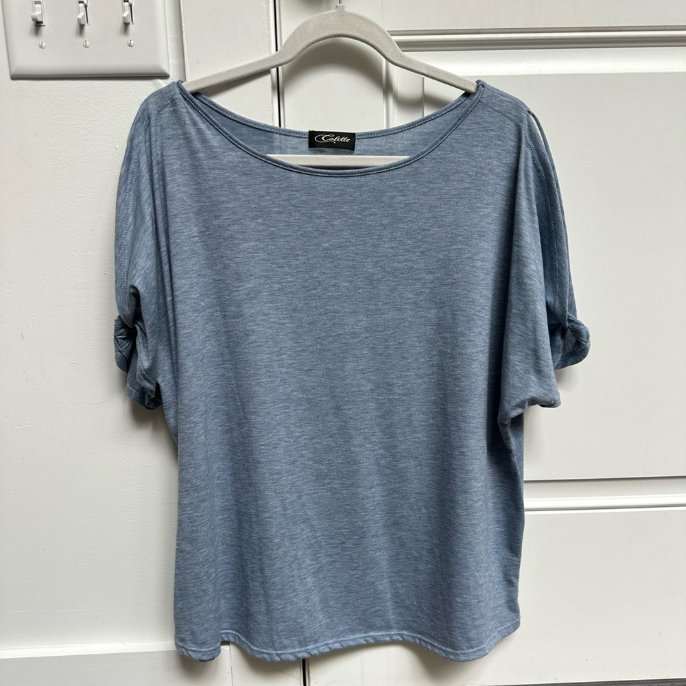 Women's Colette Open Shoulder Blue Top, Size XXL, PreOwned excellent condition